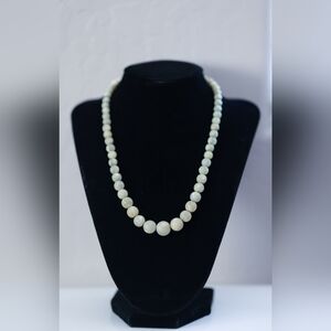 Natural Mother of pearl necklace